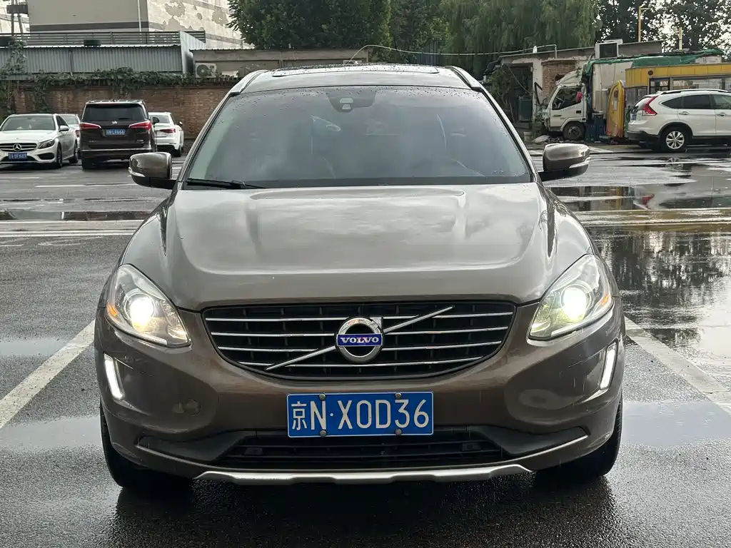 Volvo XC60 2013 — фото 2