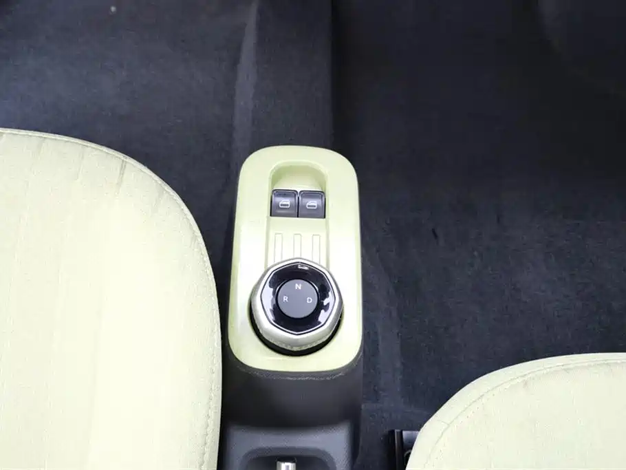 Geely Galaxy Panda 2024 — фото 16