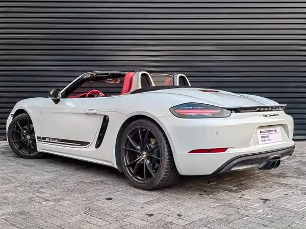 Porsche 718 2022