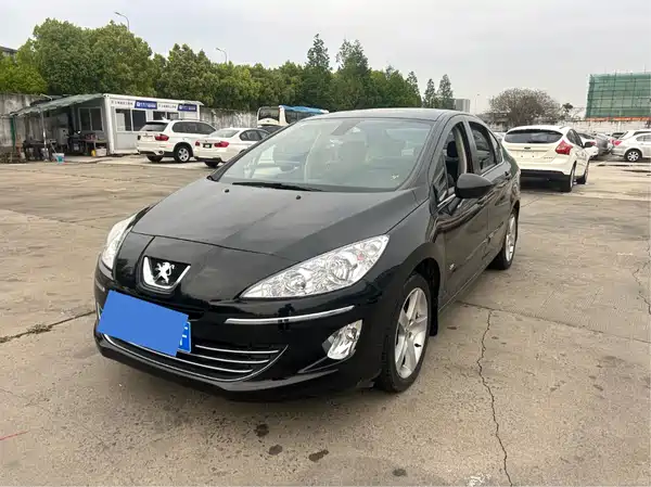 Peugeot 408 2011