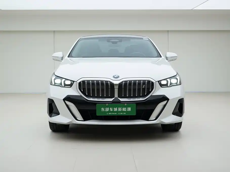 BMW i5 2024 — фото 2