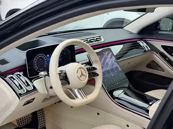 Mercedes-Benz S-Class 2021