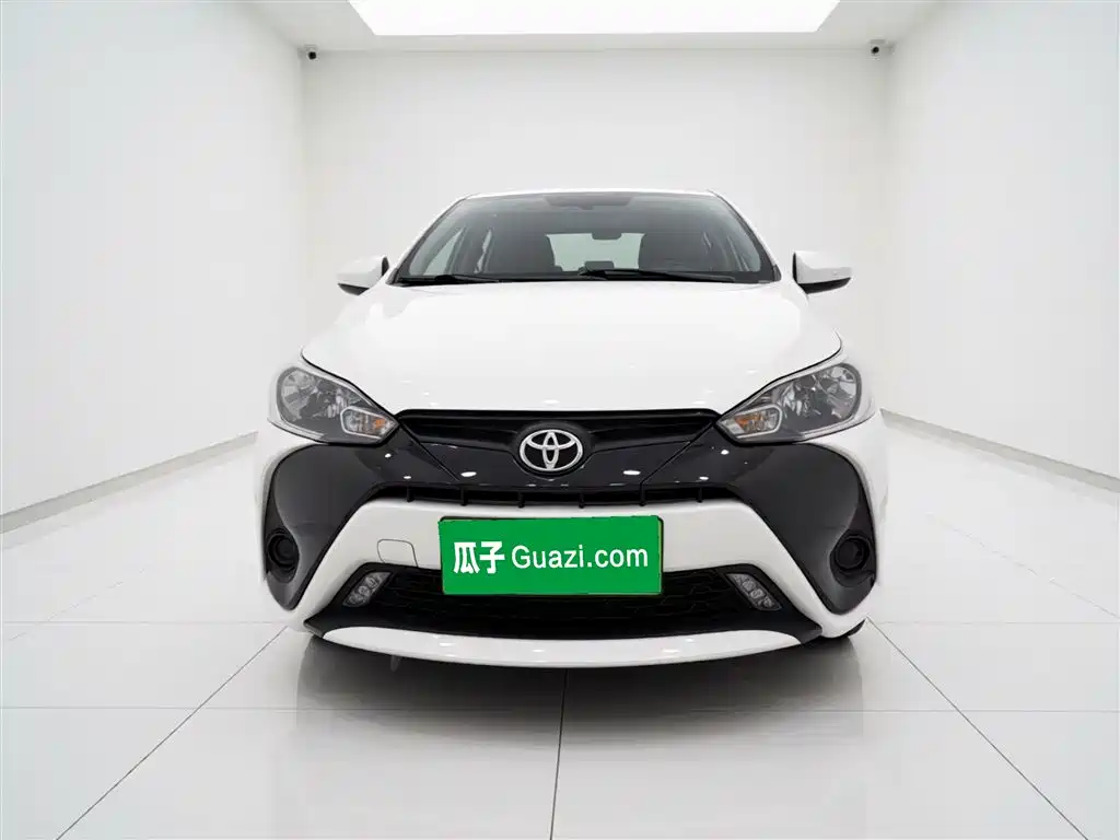 Toyota Yaris L 2019 — фото 2