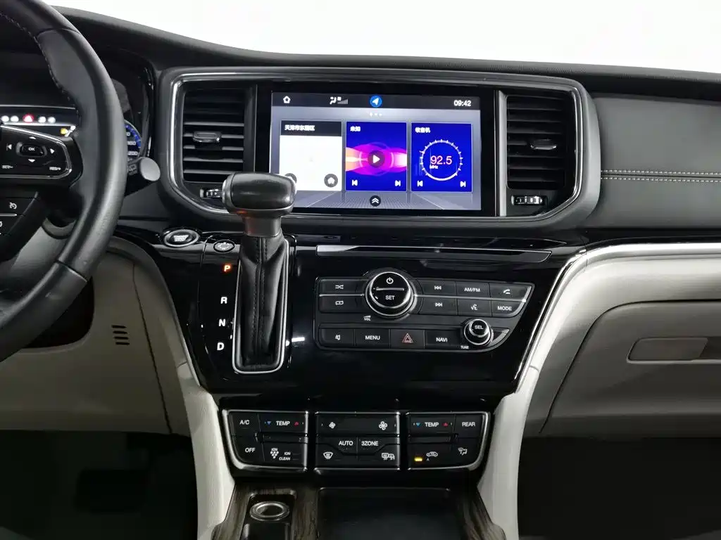 GAC Motor Trumpchi M8 2020 — фото 12