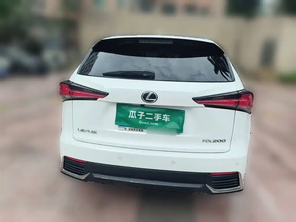 Lexus NX 2020 — фото 3