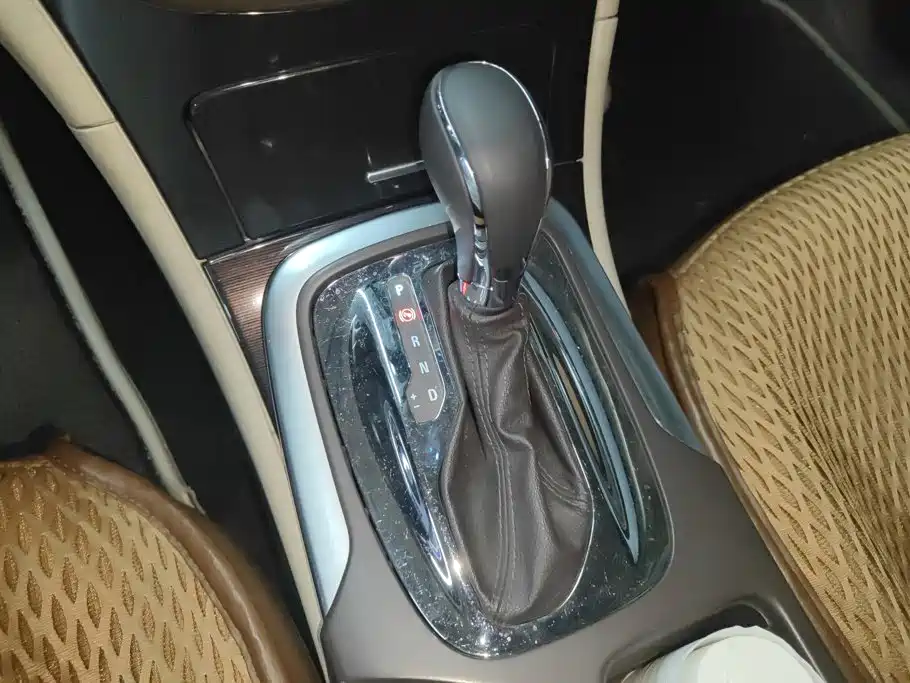 Buick Regal 2014 — фото 16