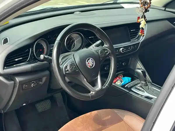 Buick Regal 2020