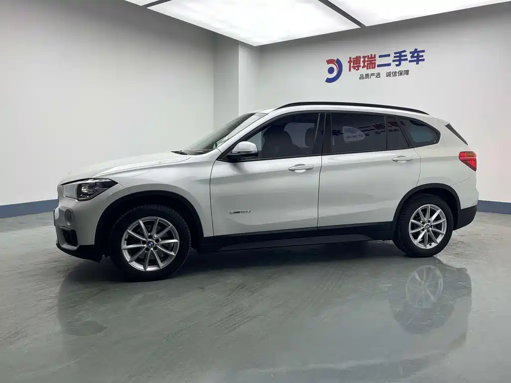 BMW X1 2017 — фото 4