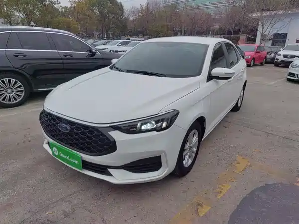 Ford Escort 2021