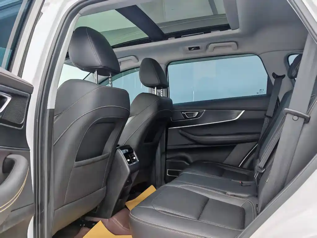Chery Tiggo 8 2024 — фото 10