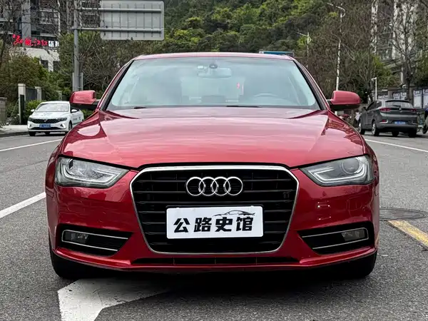 Audi A4L 2013