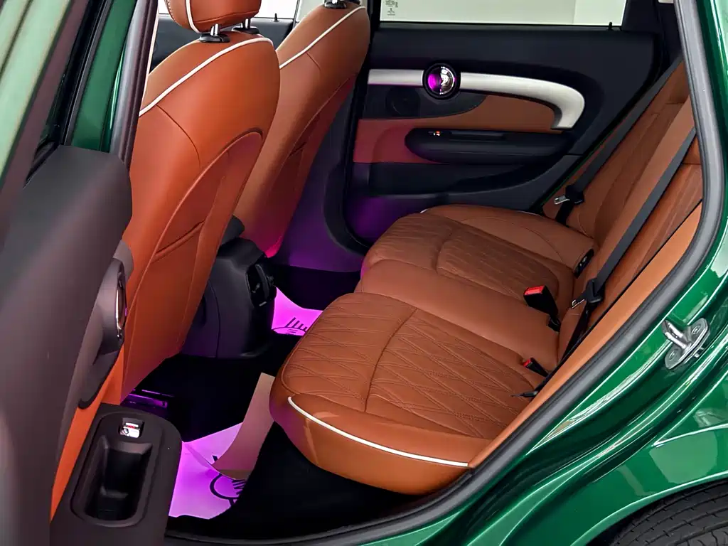 MINI Clubman 2022 — фото 15