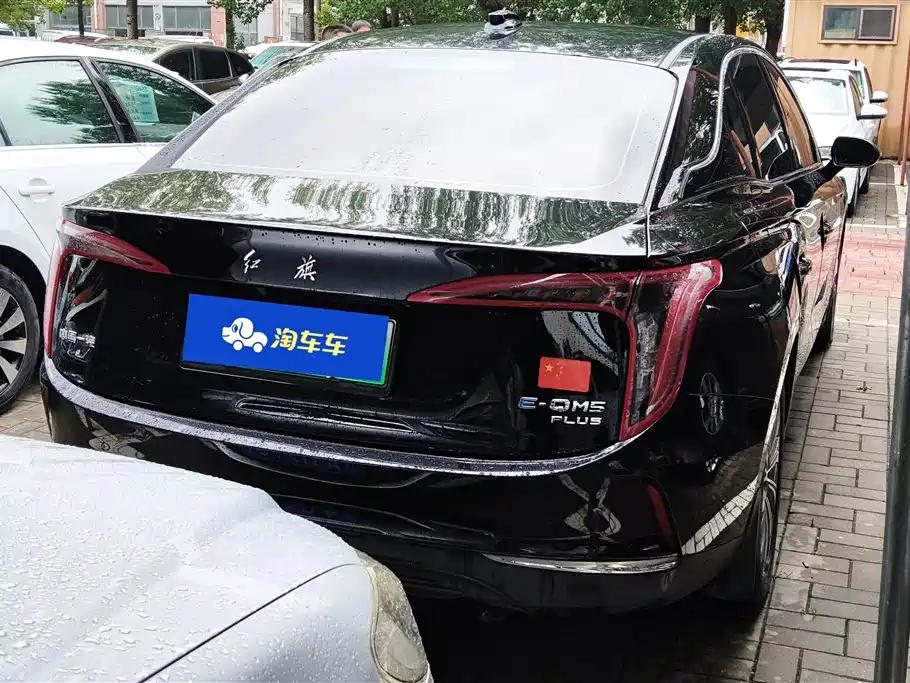 Hongqi E-QM5 2023 — фото 3