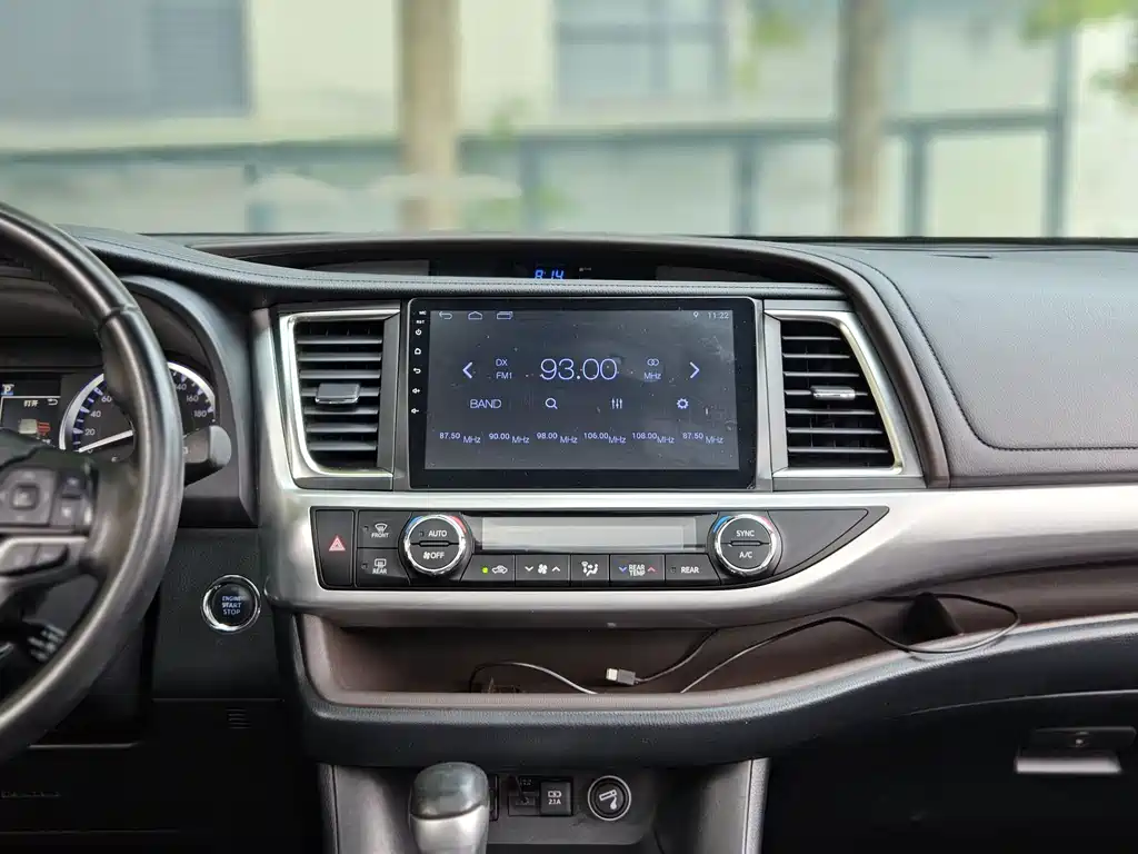Toyota Highlander 2018 — фото 18
