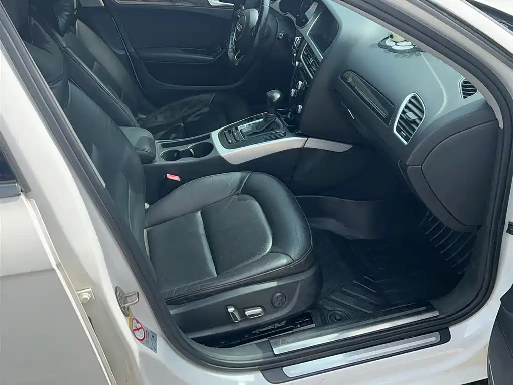Audi A4L 2015 — фото 16
