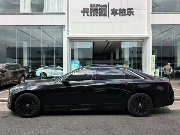 Cadillac CT6 2021