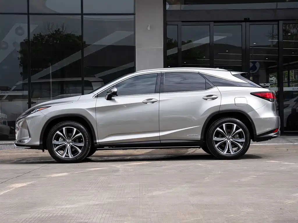 Lexus RX 2022 — фото 4