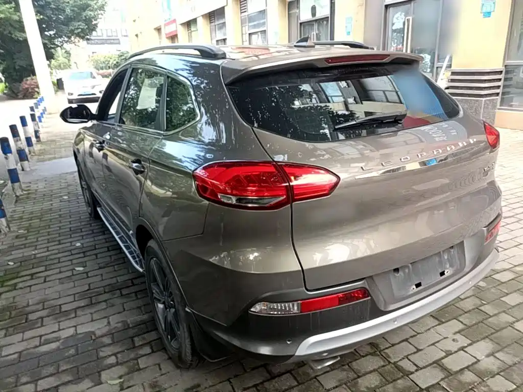 Leopaard CS10 2016