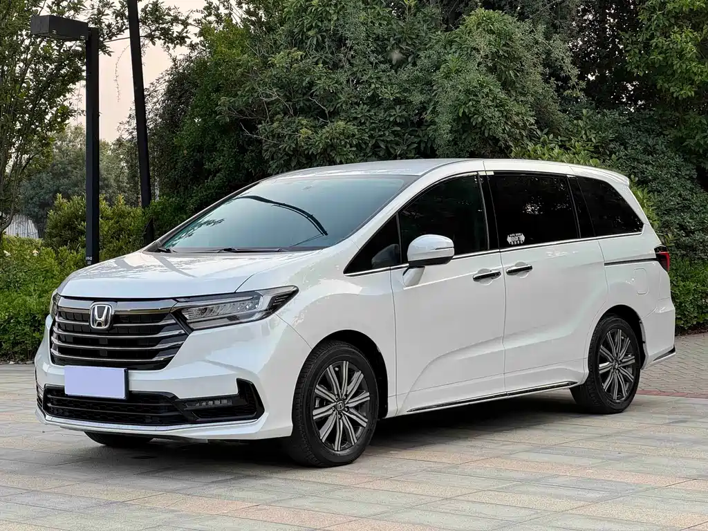 Honda Odyssey 2024 — фото 1