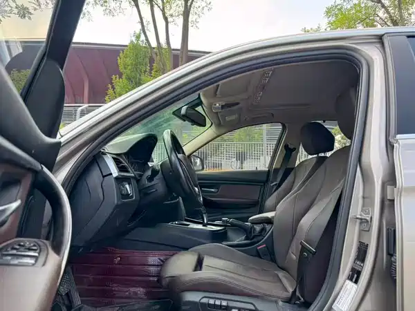 BMW 3 Series 2018