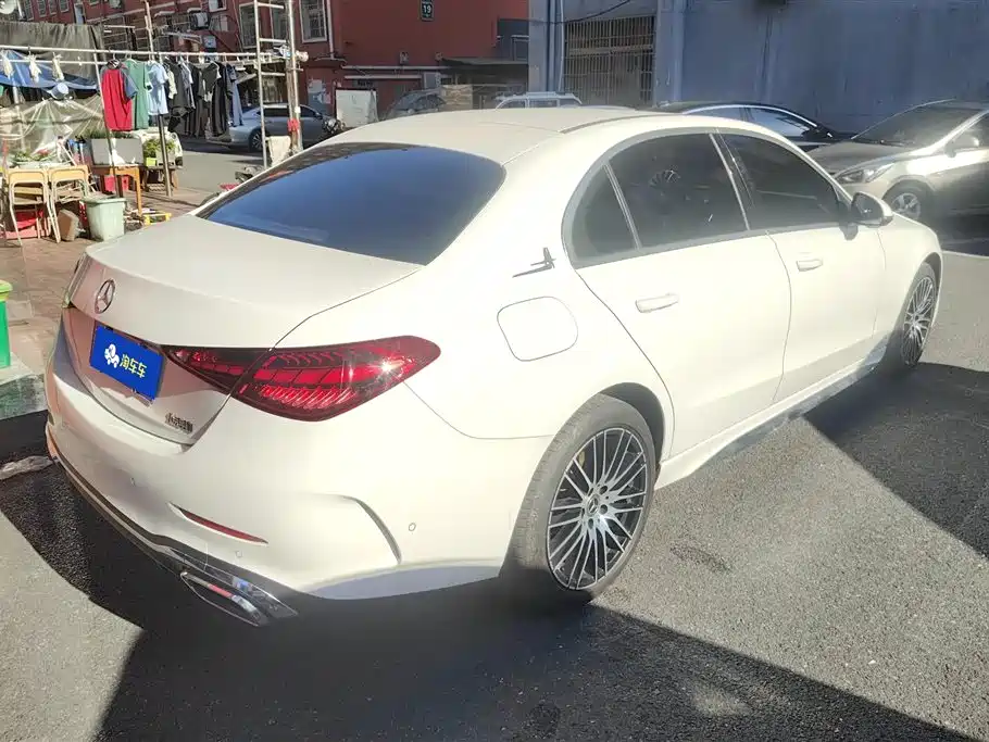 Mercedes-Benz C-Class 2023 — фото 3