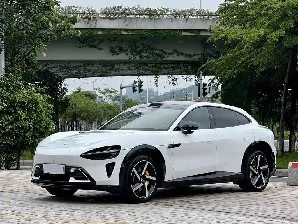 Xiaomi YU7 2025 — фото 1