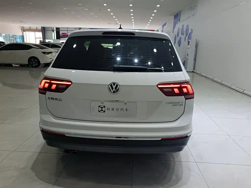 Volkswagen Tiguan L 2019 — фото 8