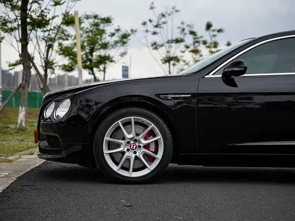 Bentley Flying Spur 2017