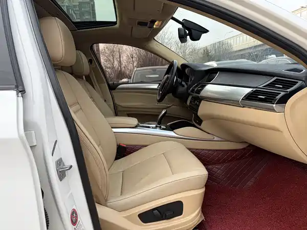 BMW X6 2012
