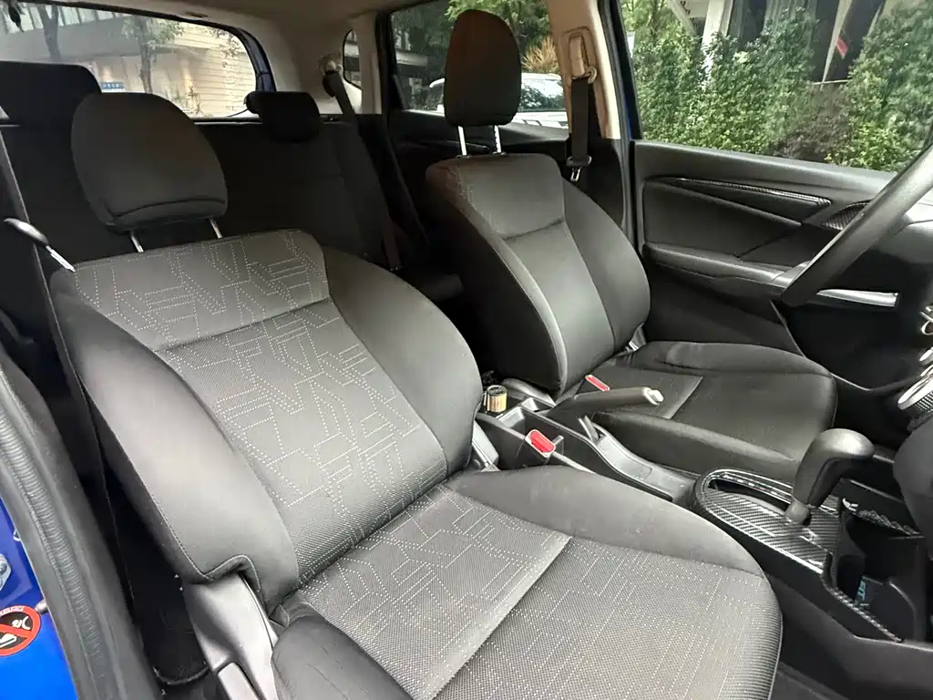 Honda Fit 2015 — фото 15