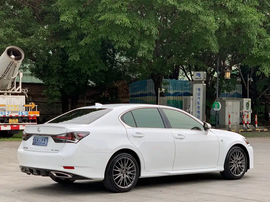 Lexus GS 2019 — фото 16