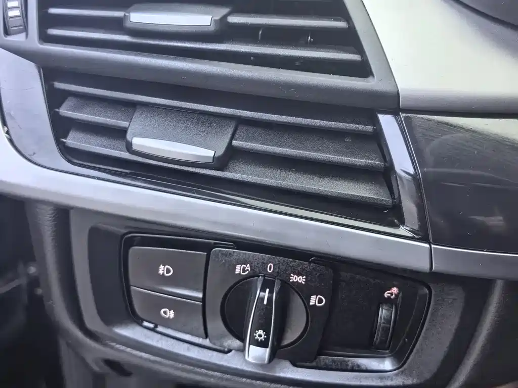 BMW X6 2016 — фото 10