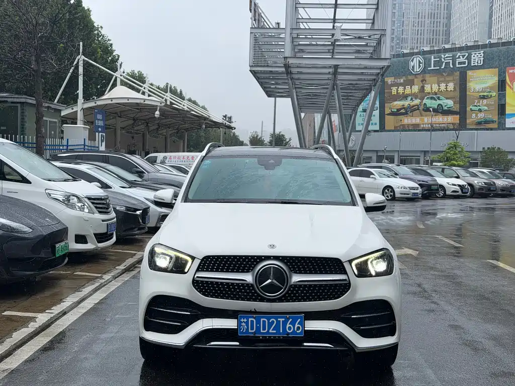 Mercedes-Benz GLE 2020 — фото 2