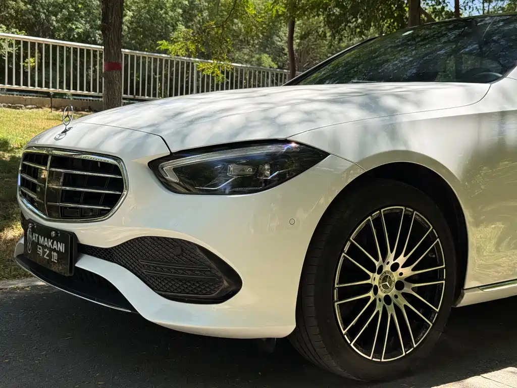 Mercedes-Benz C-Class 2023