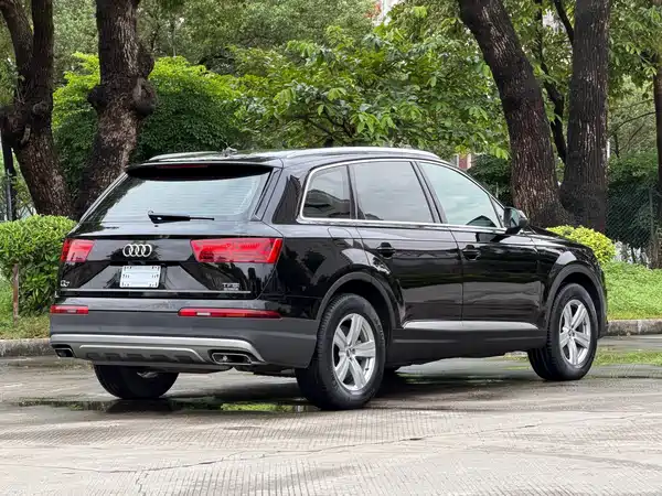 Audi Q7 2016