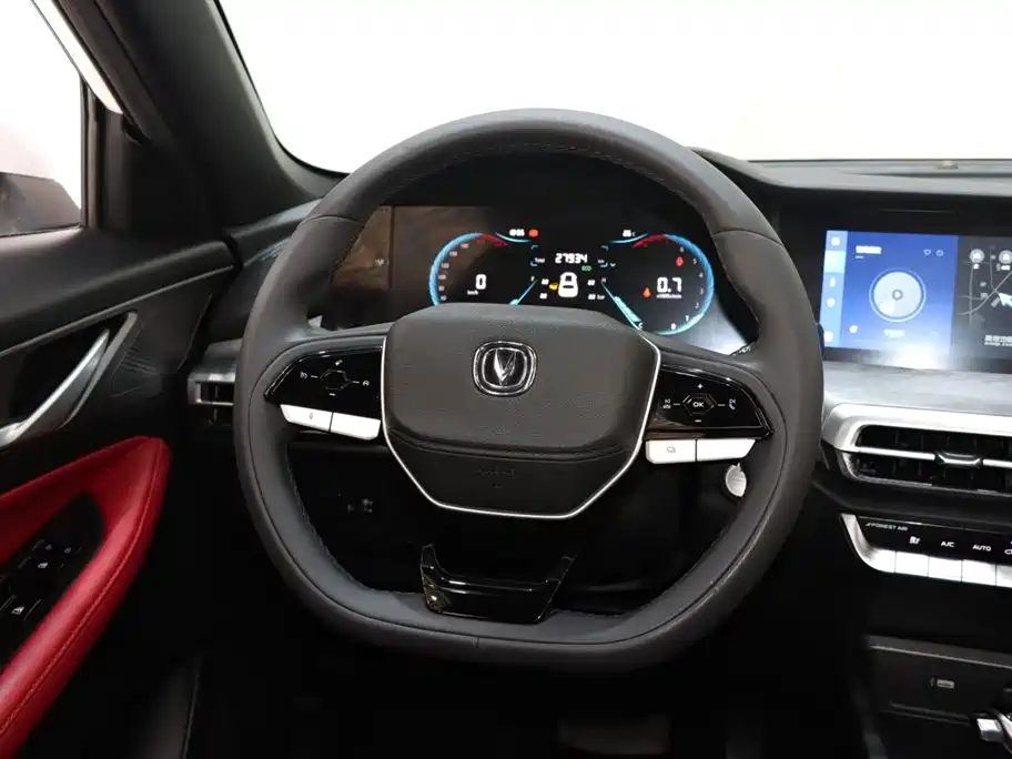 Changan CS35PLUS 2023 — фото 13
