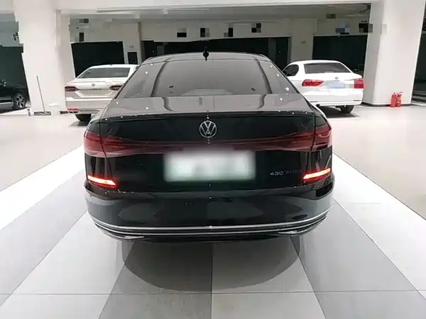 Volkswagen Passat Plug-In Hybrid 2022