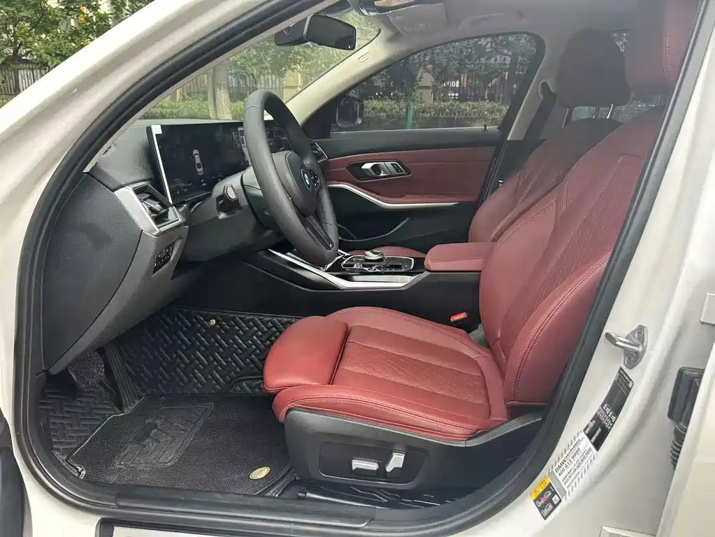 BMW i3 2023 — фото 11