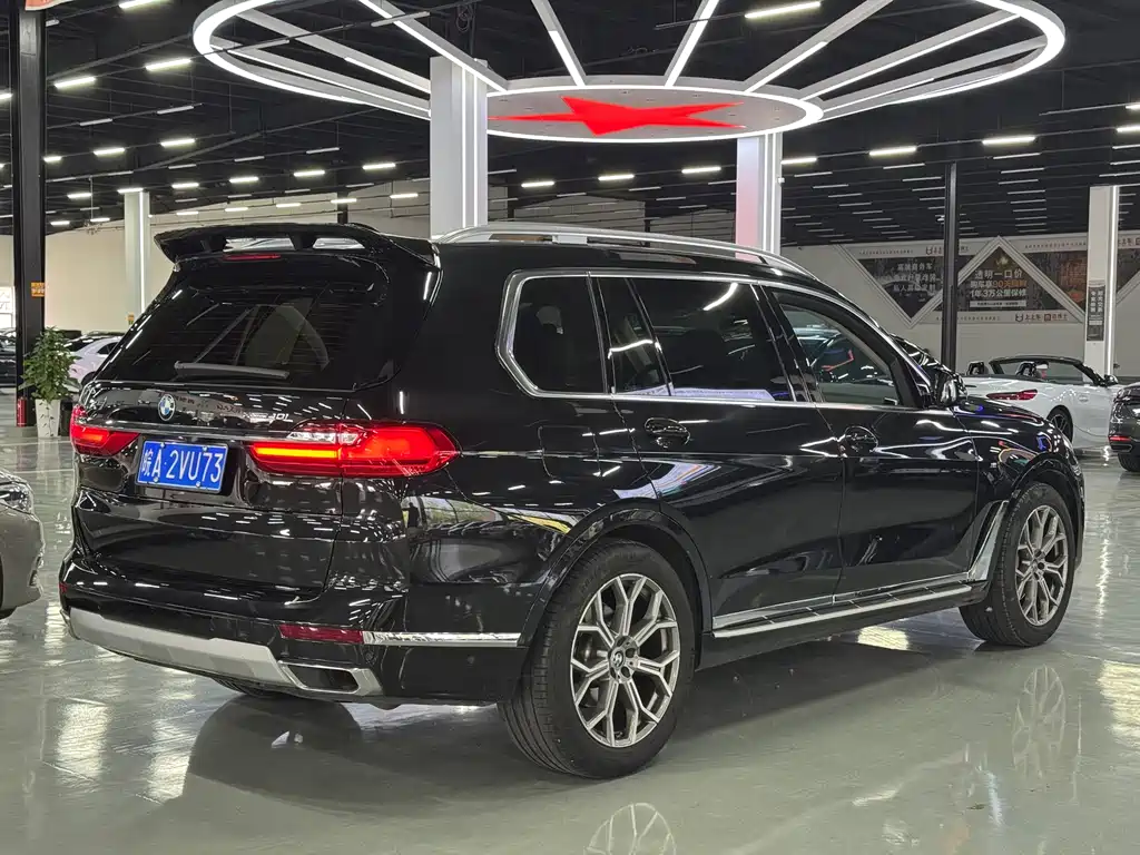 BMW X7 2022 — фото 4