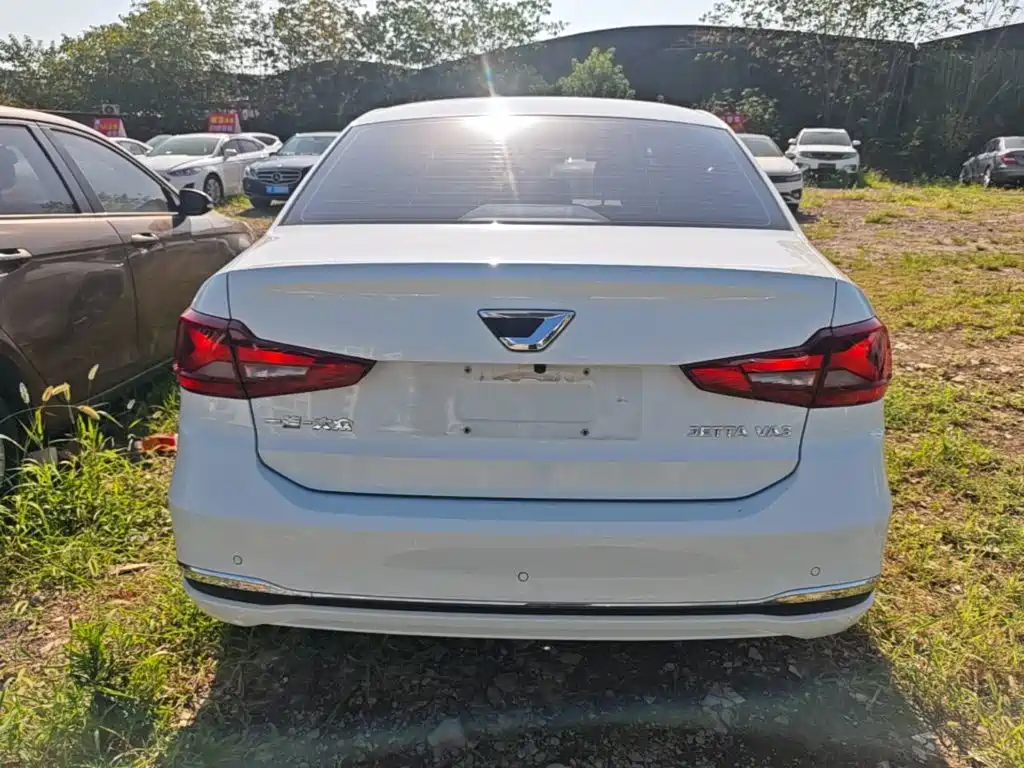 Jetta VA3 2022