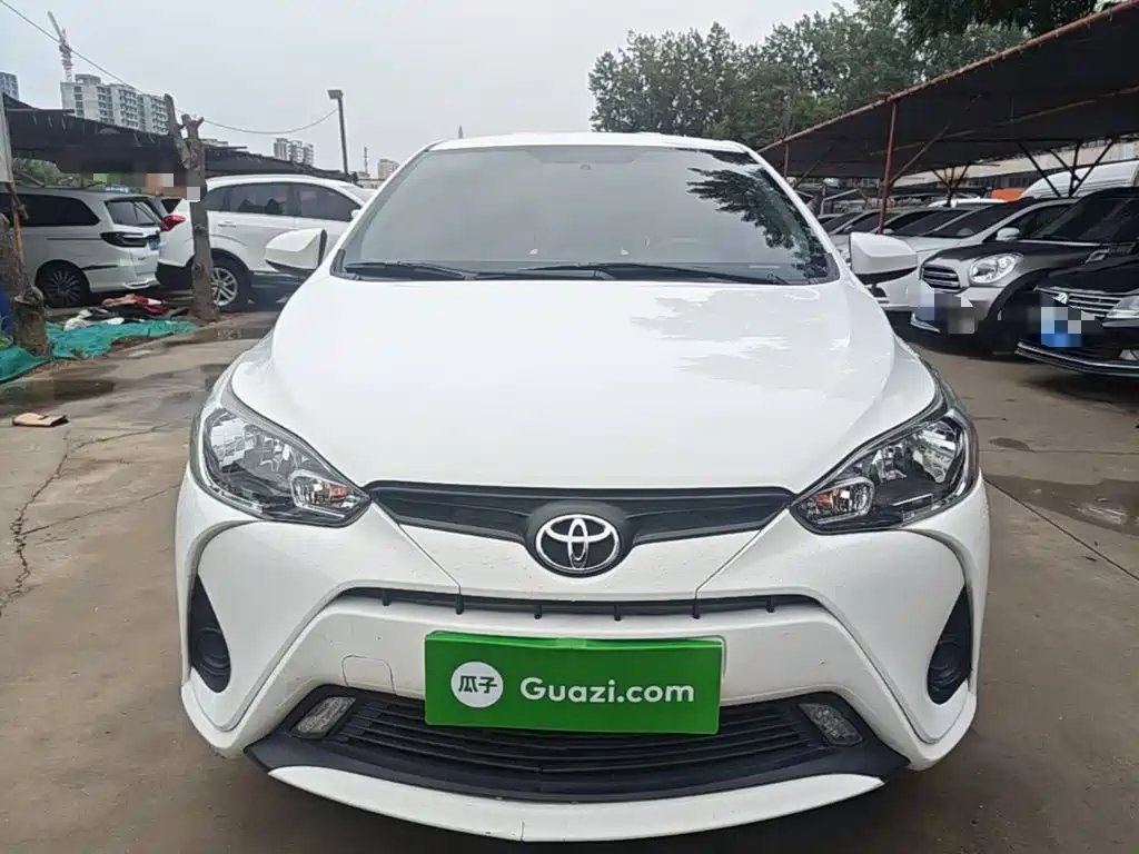 Toyota Yaris L 2019 — фото 3