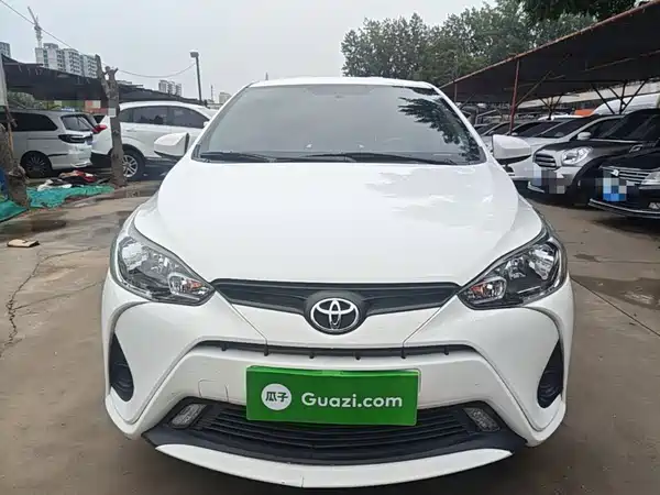 Toyota Yaris L 2019