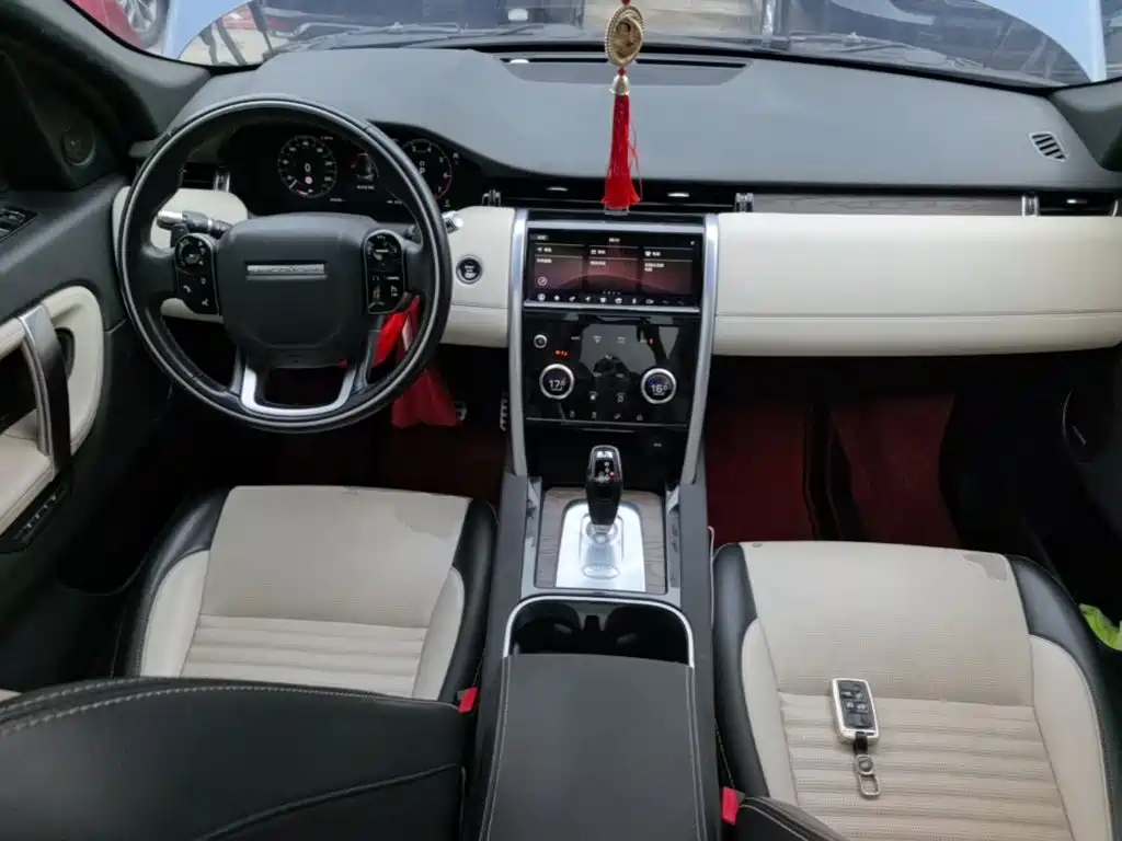 Land Rover Discovery Sport 2021 — фото 10