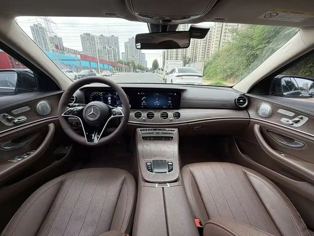 Mercedes-Benz E-Class 2020 — фото 6