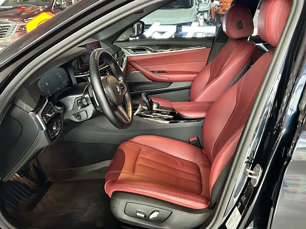 BMW 5 Series 2020
