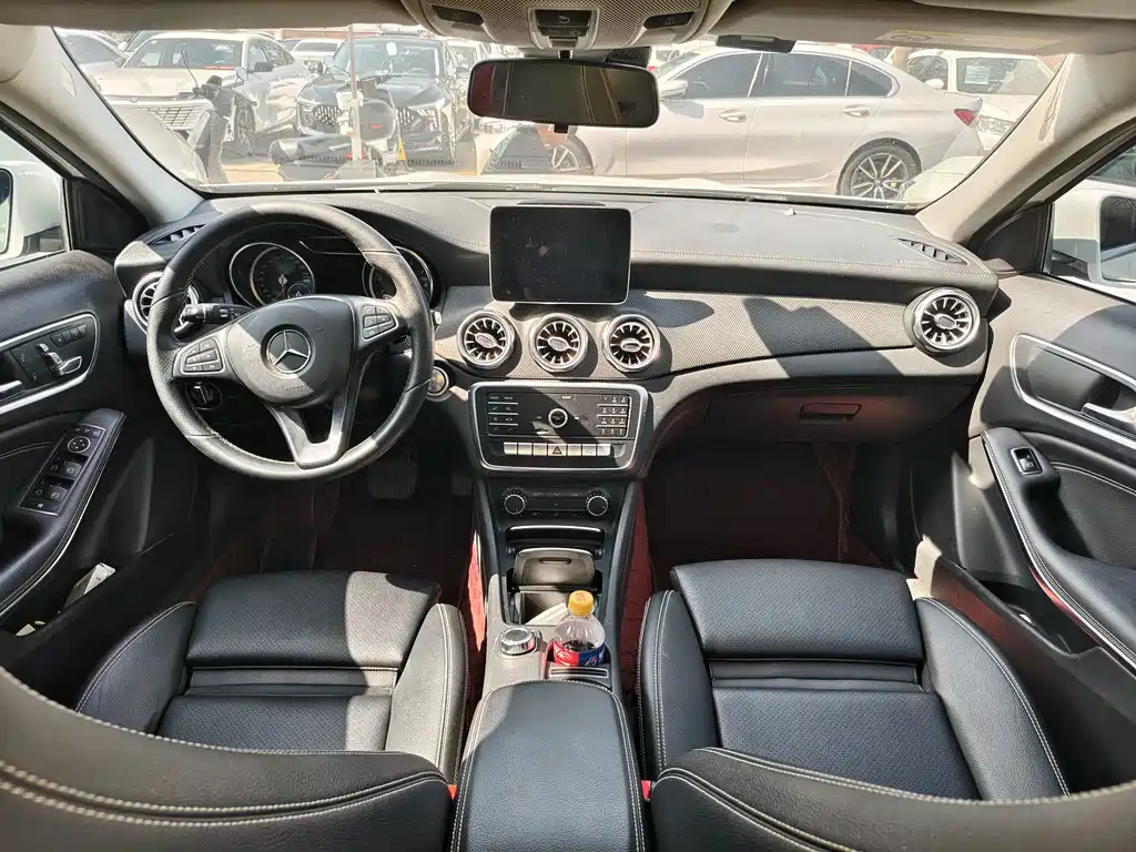 Mercedes-Benz GLA 2019