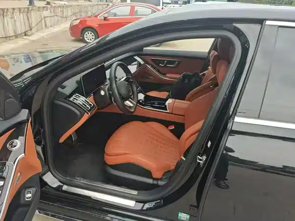 Mercedes-Benz S-Class 2021