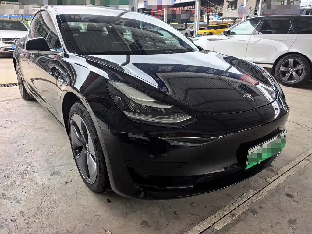 Tesla Model 3 2020 — фото 1