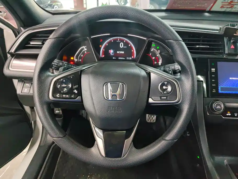 Honda Civic 2023 — фото 15