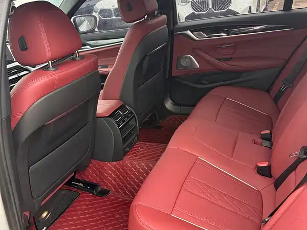 BMW 5 Series 2024